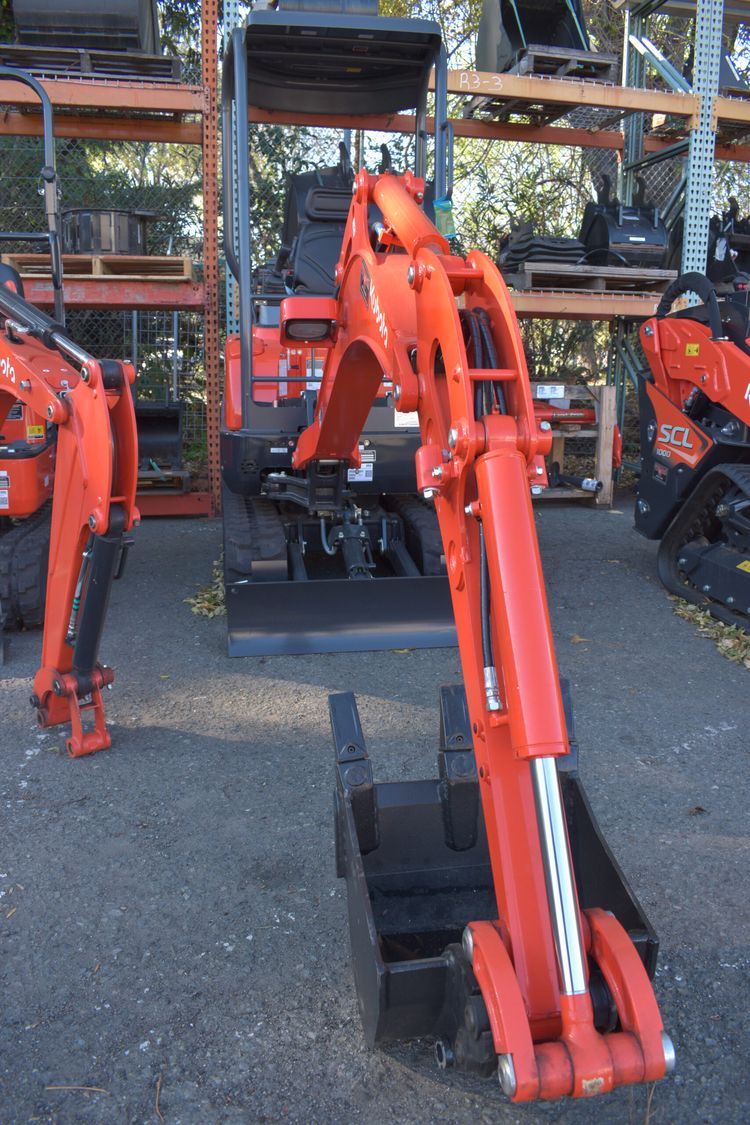 U17 Compact Excavator